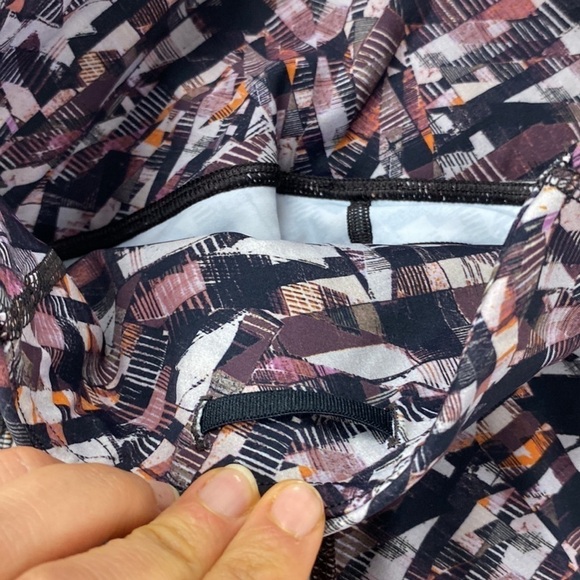 Lululemon Fast and Free Tight 25" *Non-Reflective Nulux Kaleidoscopic Pink Multi - Picture 4 of 7